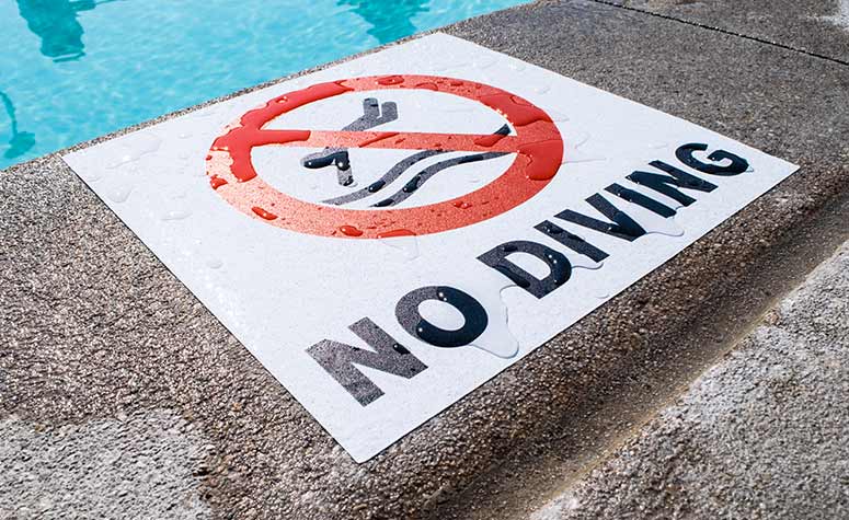 Street and Sidewalk Decals No Diving SQS
